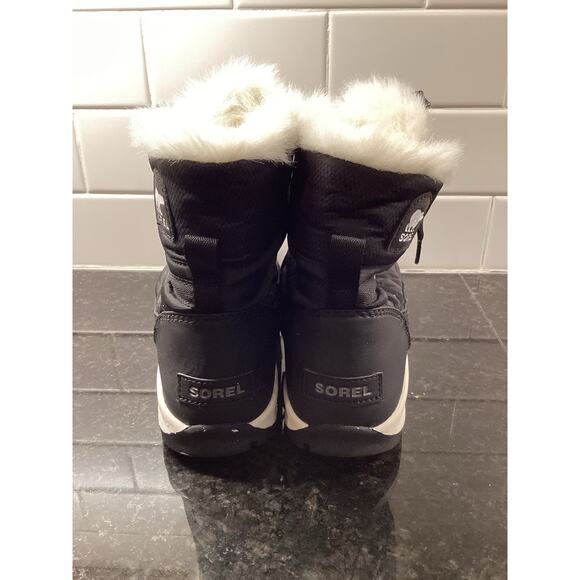 Sorel Women's Whitney Short Lace Up Waterproof Winter Boots Black Size 8.5 - Picture 5 of 9